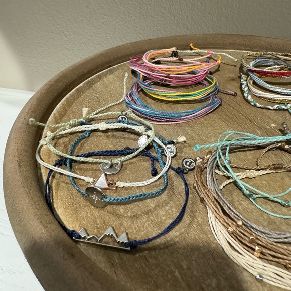 Pura Vida misc. bracelets - Picture 4 of 4